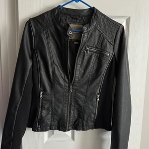 Maurice’s faux leather jacket small